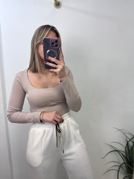 Camiseta Básica Cascos