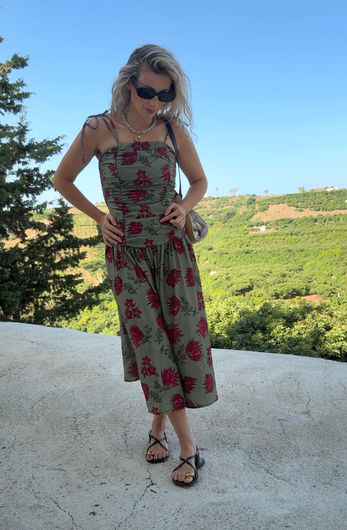Vestido Midi Floral Bohemio
