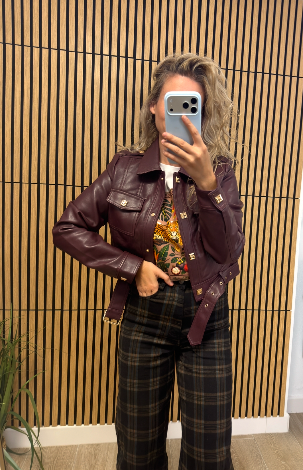 Chaqueta Biker Efecto Piel Burdeos "Nora"