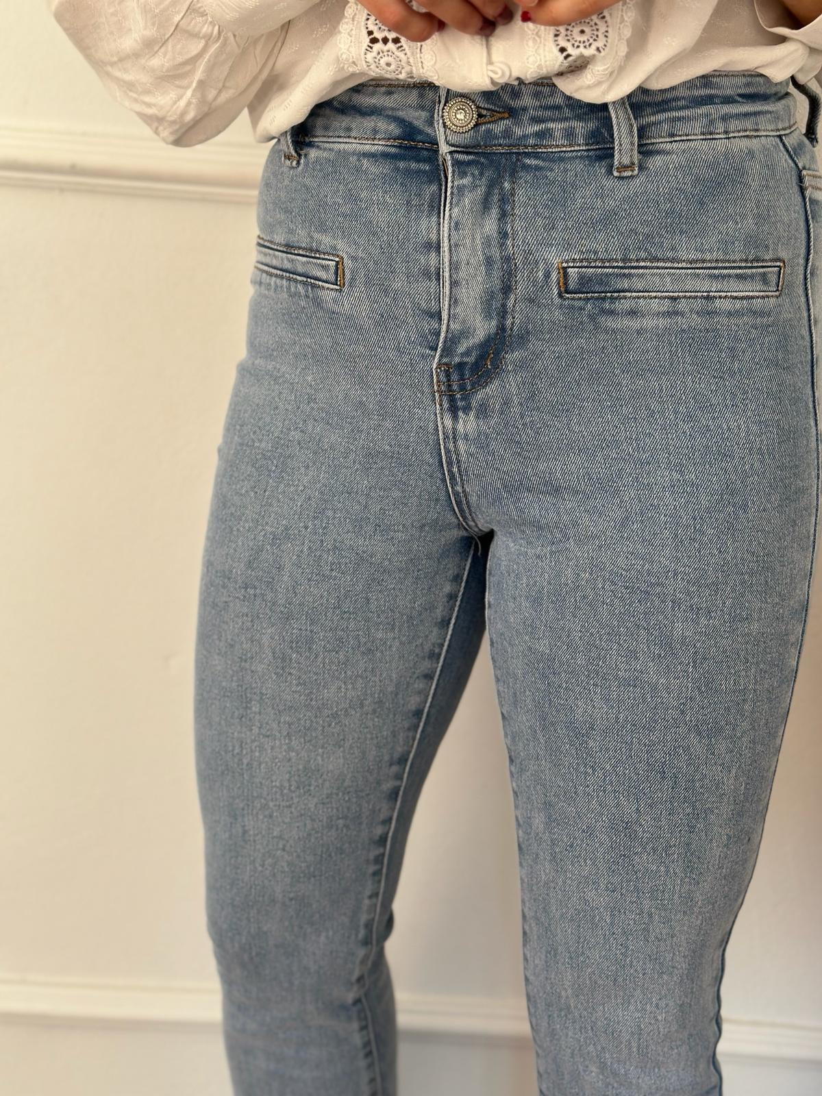 Pantalón Denim Botón